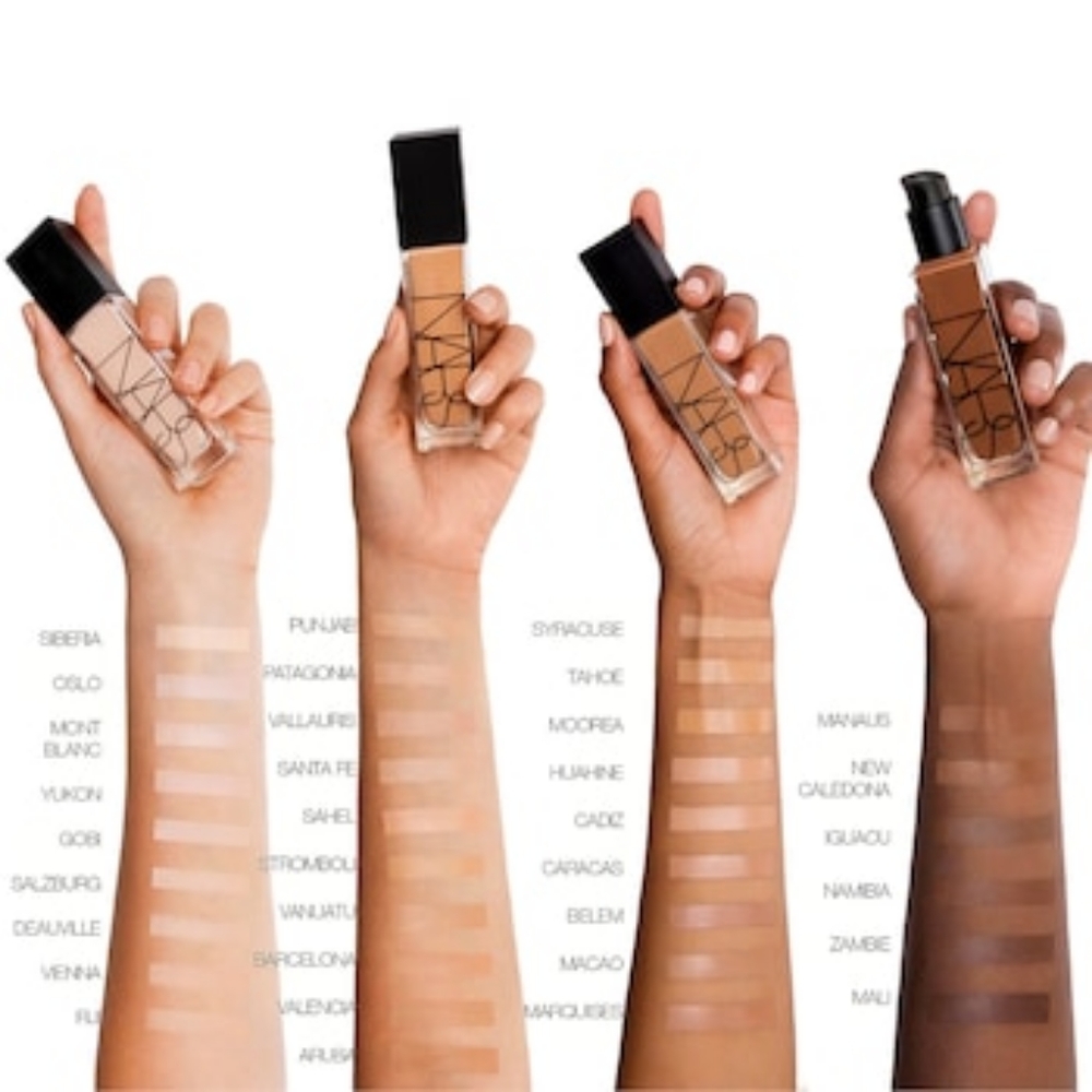 NARS light #4 foundation - Picture 2 of 3